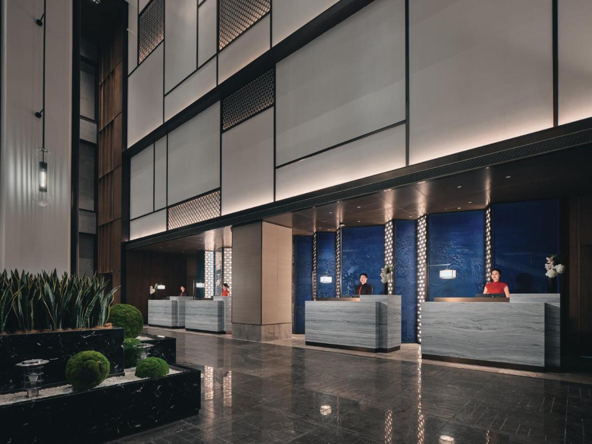 Hualuxe Kunshan Huaqiao By Ihg - F1 Racing Preferred Hotel Bagian luar foto